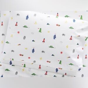 Pottery Barn toddler sheet set